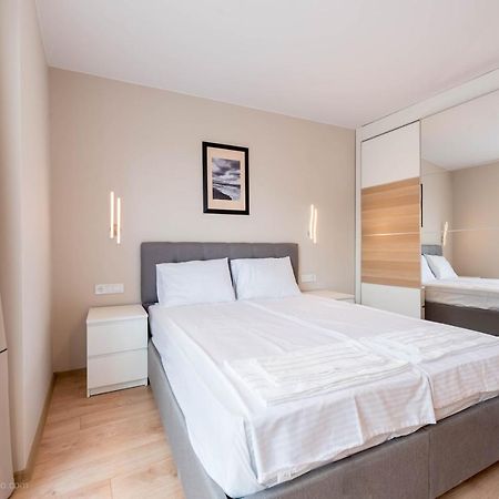 Sea Stories Apartments Varna Exteriör bild